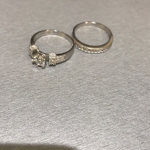 Two piece ring set